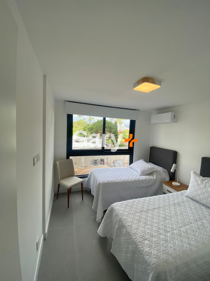 Apartamento ID.24337 - Apartamento en venta, 2 dormitorios en Punta del Este 