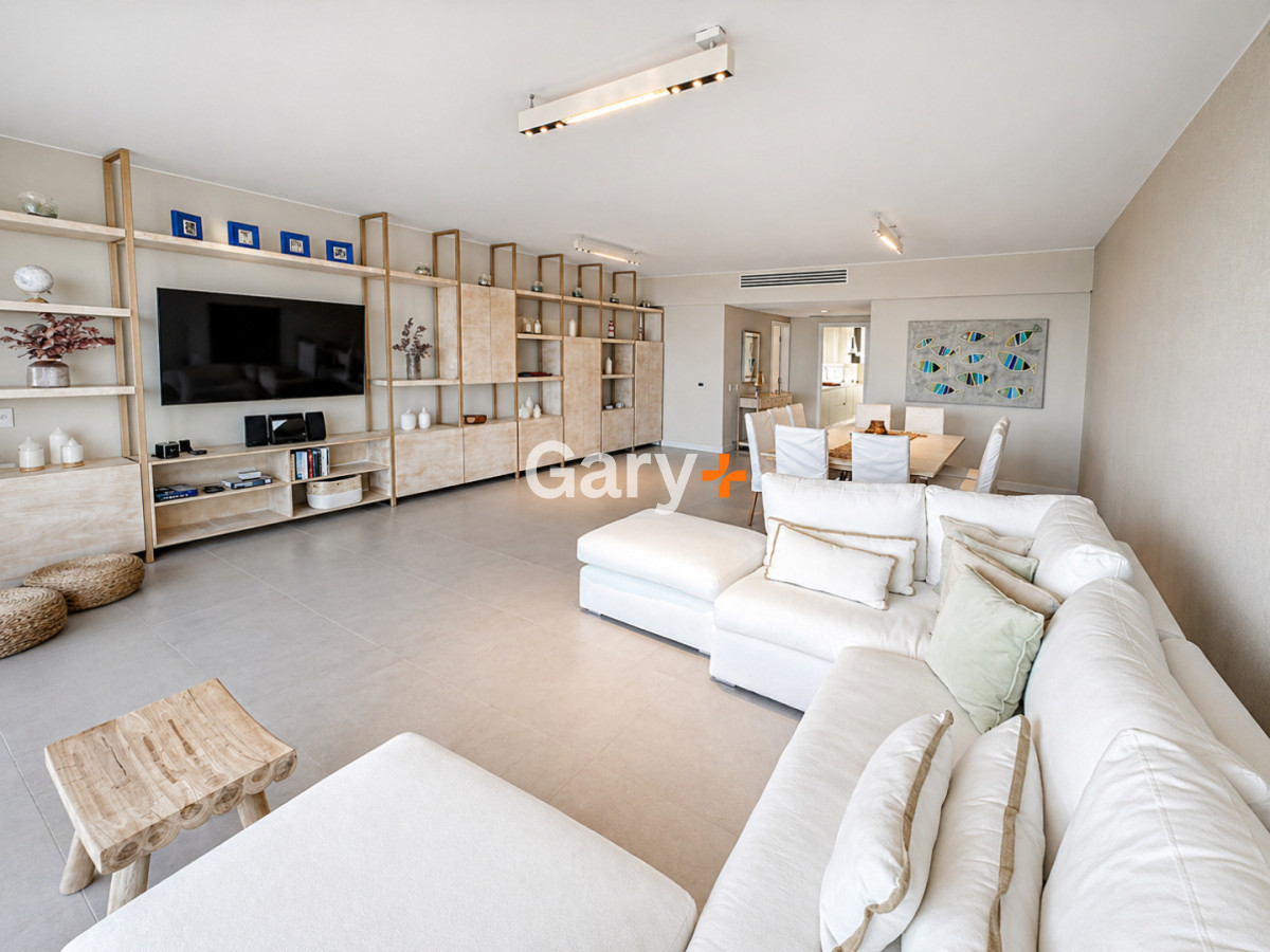 Apartamento ID.28402 - Apartamento 4 dormitorios en venta Playa Brava Punta del Este