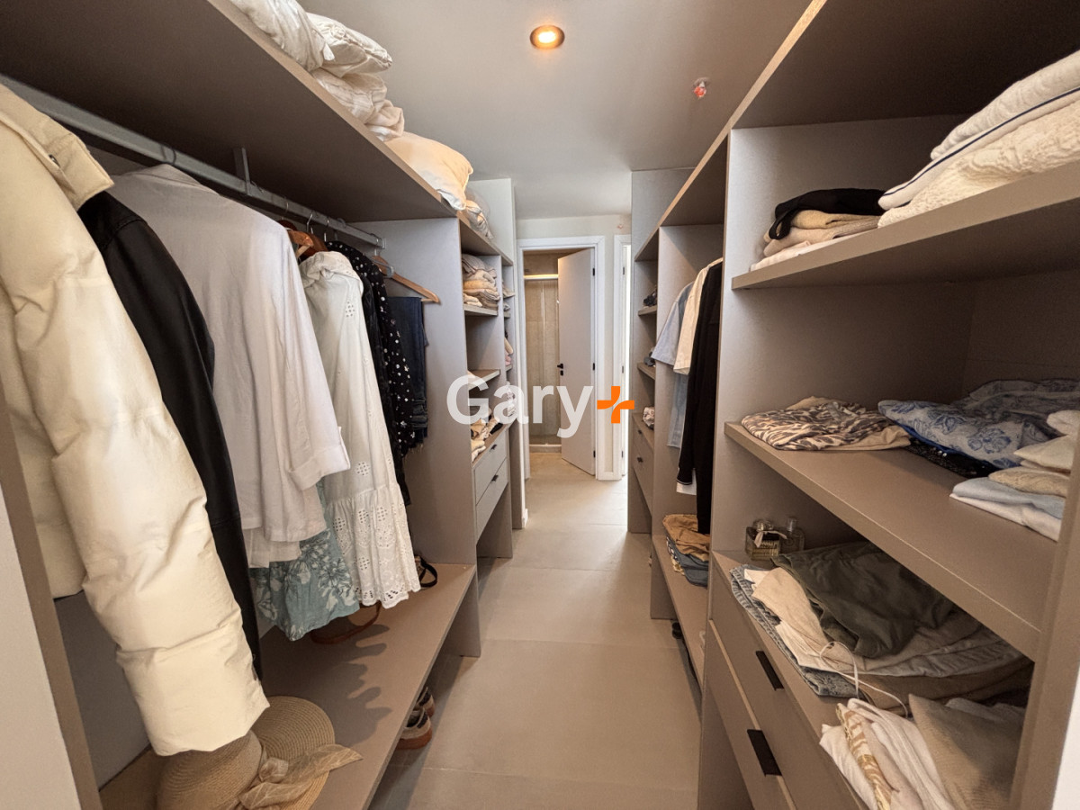 Apartamento ID.27050 - Penthouse de 3 dormitorios en venta, Punta del Este