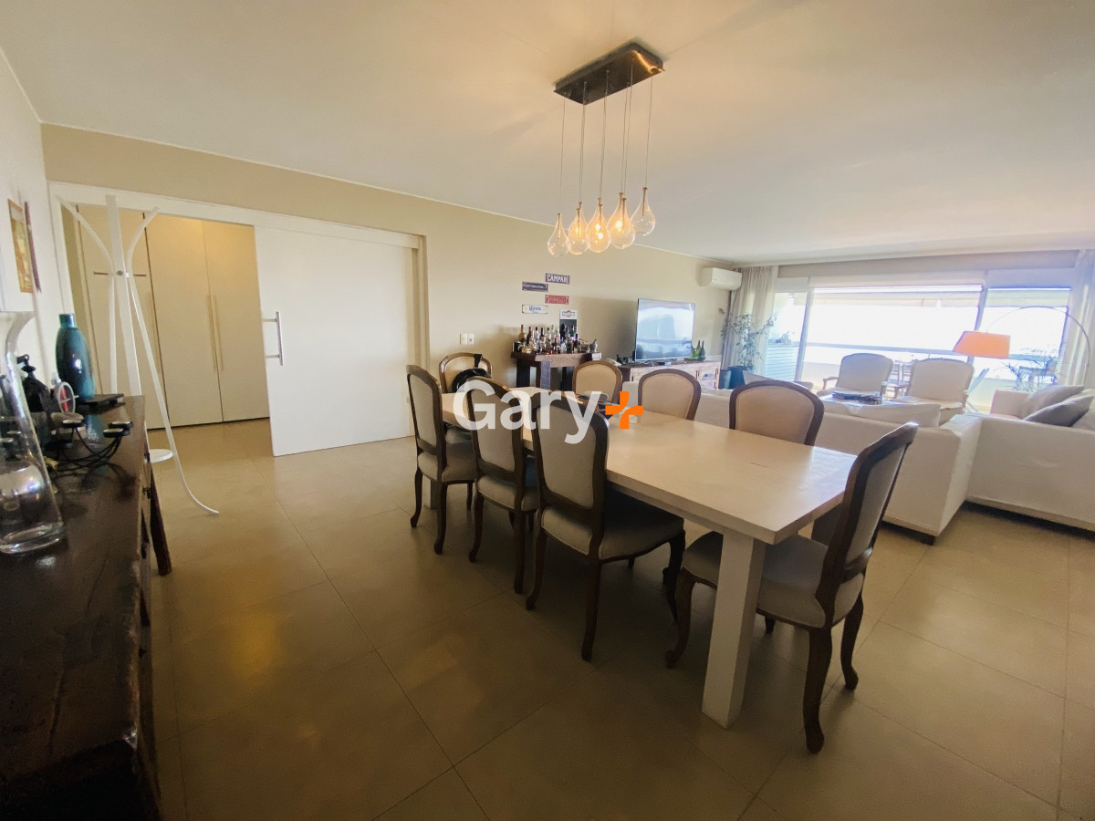 Apartamento ID.27293 - Hermoso apartamento en venta de 3 dormitorios en suite, con vistas de ensueño