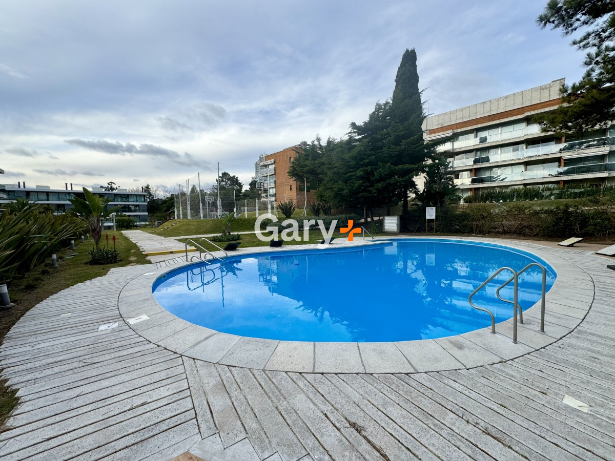 Apartamento ID.28071 - apartamento 2 dormitorios 2 baños sobre playa mansa