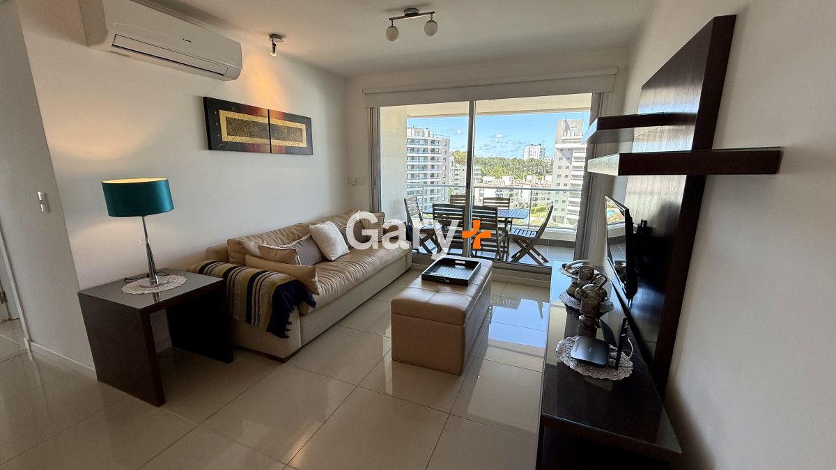 Apartamento ID.15866 - Apartamento en venta de 2 dormitorios en playa brava Punta del Este