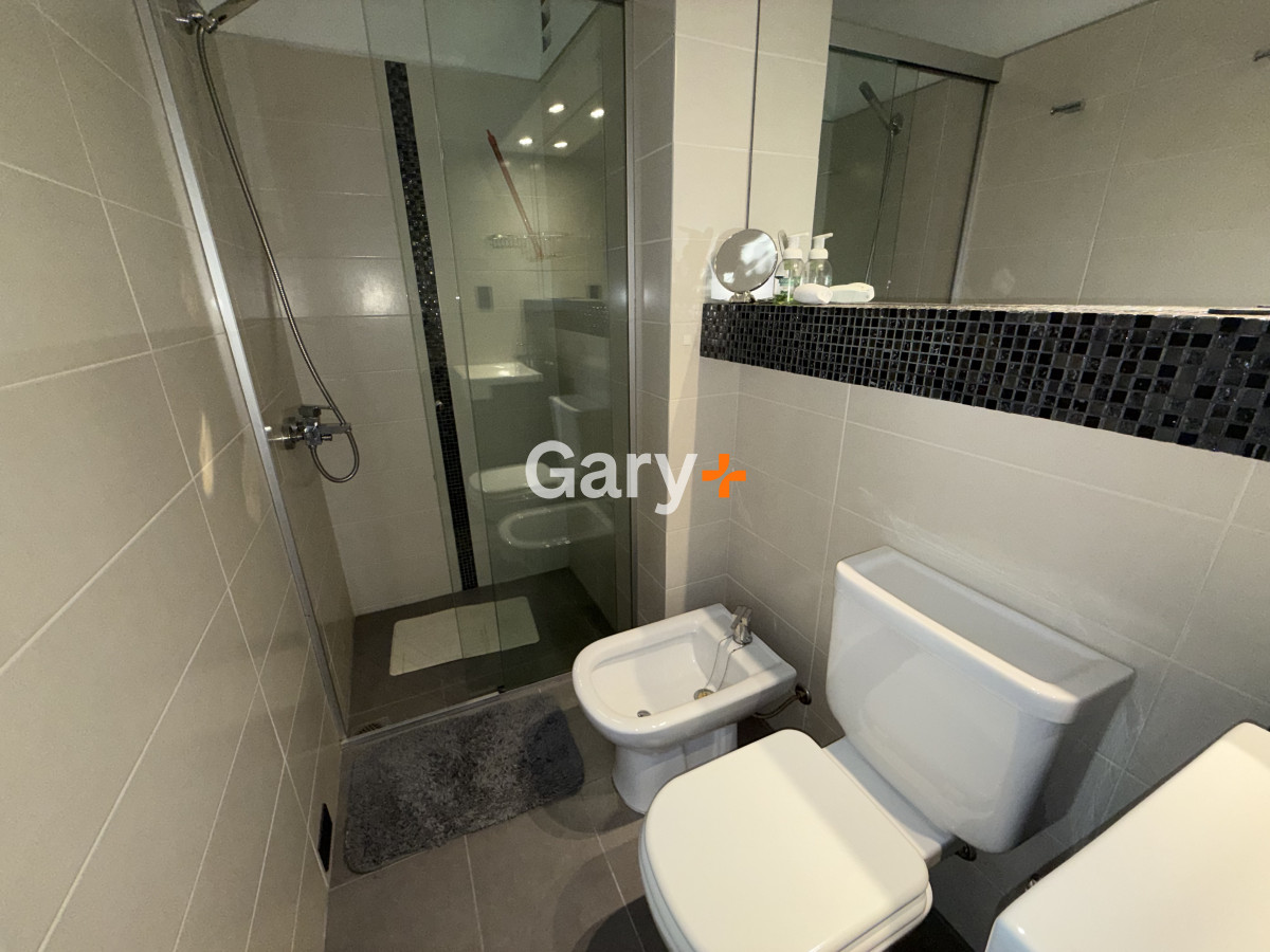 Apartamento ID.708 - Apartamento en venta Playa Mansa frente al mar  2 dormitorios