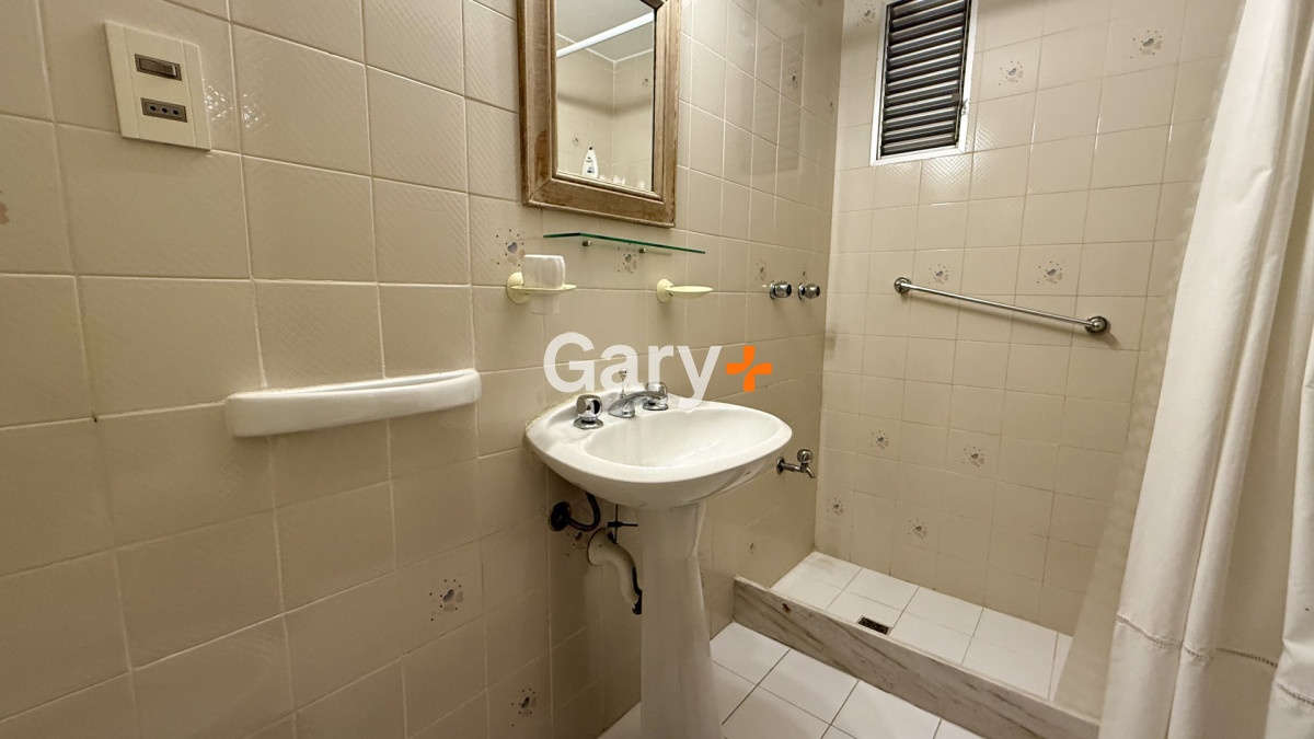 Apartamento ID.29244 - Apartamento en venta frente al mar en Punta del Este