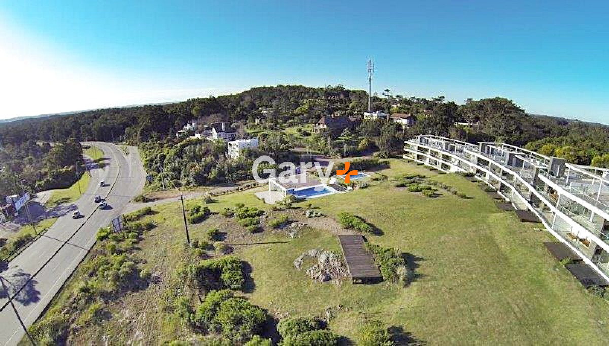 Apartamento ID.25267 - Apartamento en venta de 2 dormitorios en Punta Ballena, Punta del Este, Maldonado