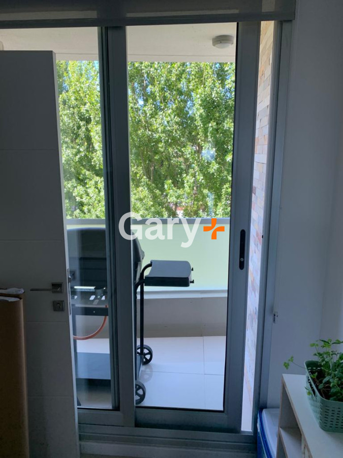 Apartamento ID.1147 - Apartamento en venta Playa Mansa 3 dormitorios