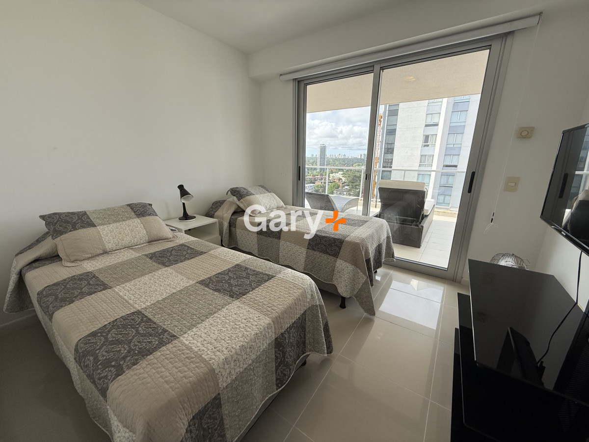 Apartamento ID.4299 - Apartamento en venta Playa Brava 3 dormitorios punta del este