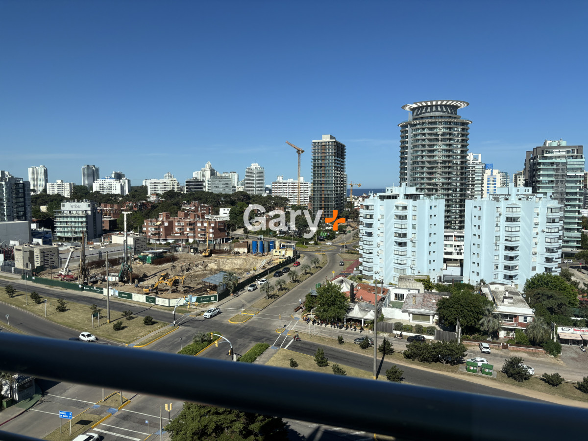 Apartamento ID.4354 - Apartamento en venta Playa Mansa 2 dormitorios