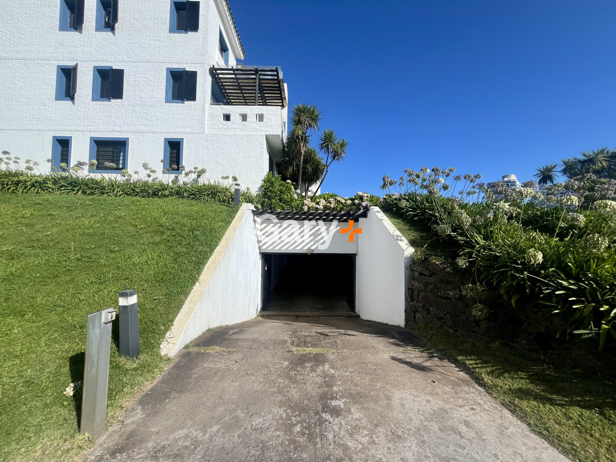 Apartamento ID.28454 - Apartamento - casa en venta en Punta del Este con 3 dormitorios