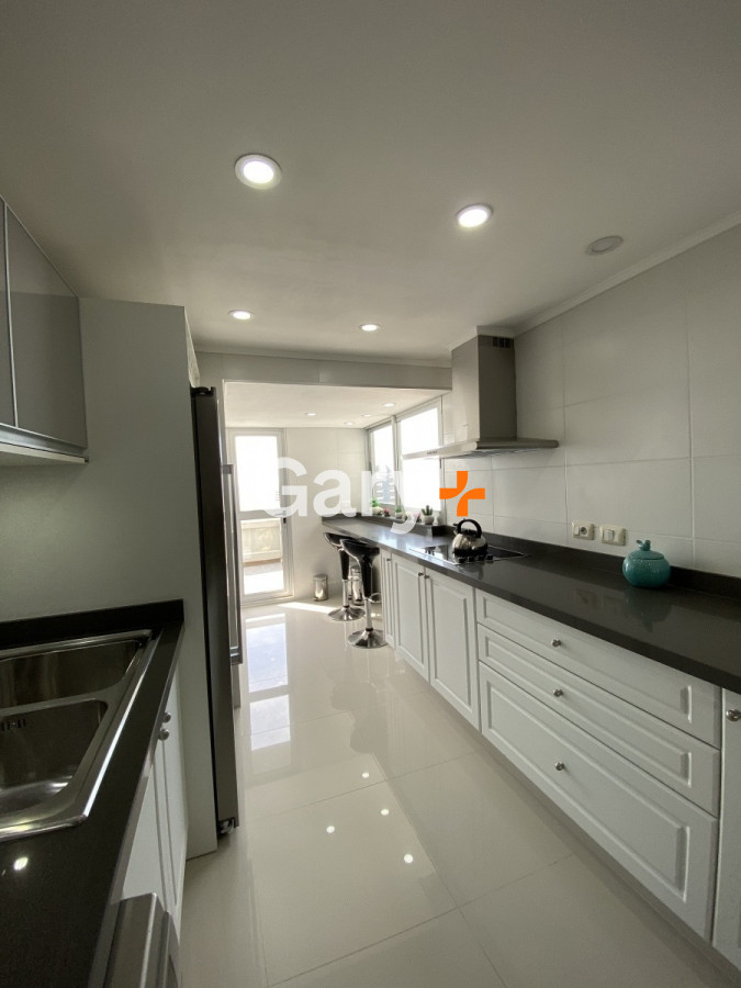 Apartamento ID.555 - Espectacular Penthouse en Alquiler y venta Fte al puerto
