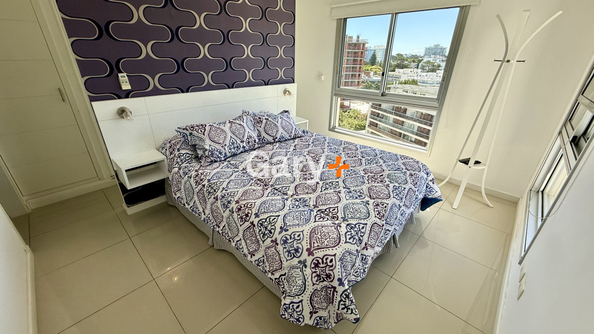 Apartamento ID.15866 - Apartamento en venta de 2 dormitorios en playa brava Punta del Este