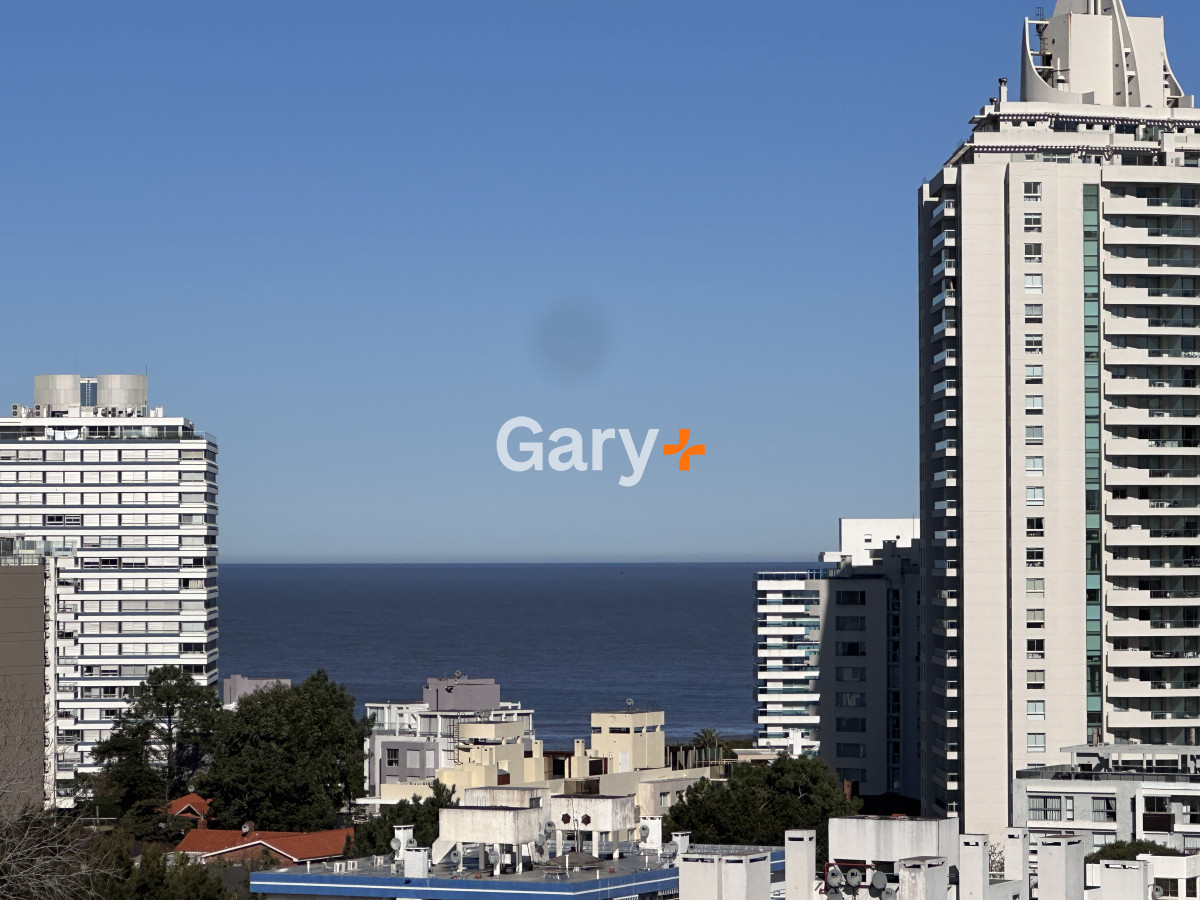 Apartamento ID.28535 - Apartamento de 1 dormitorio y medio en venta en Punta del Este