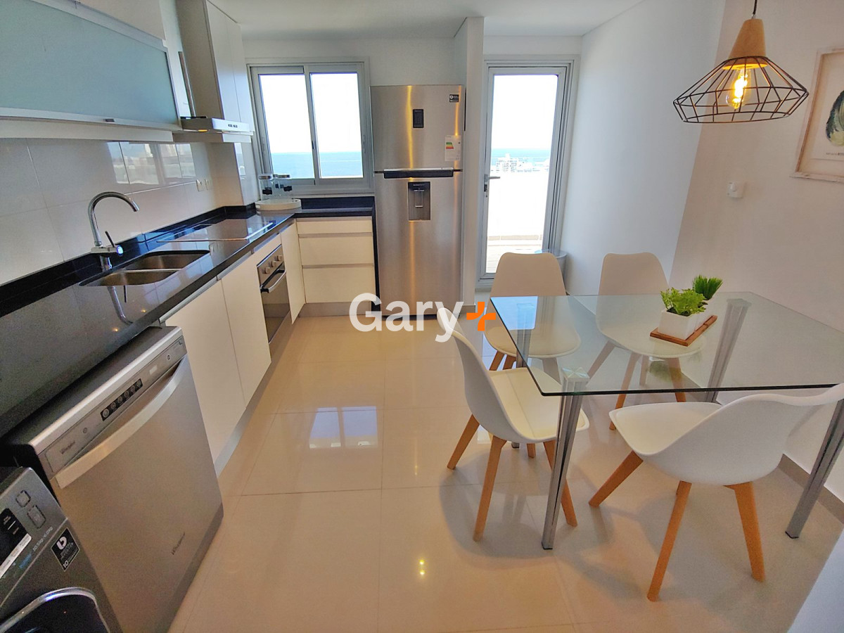 Apartamento ID.1455 - Apartamento en venta Pent House de 4 dormitorios en Playa Brava, Punta del Este
