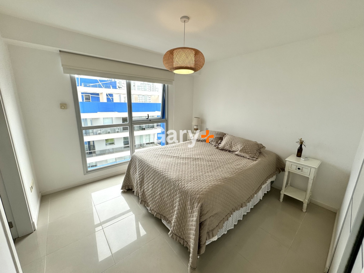 Apartamento ID.3940 - Apartamento en venta Playa Brava 2 dormitorios y medio con vistas al mar