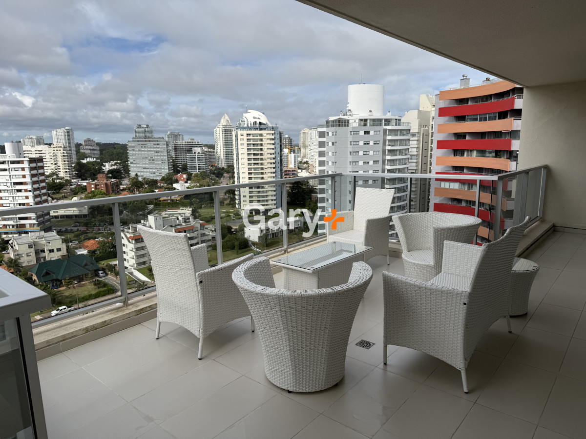 Apartamento ID.4299 - Apartamento en venta Playa Brava 3 dormitorios punta del este