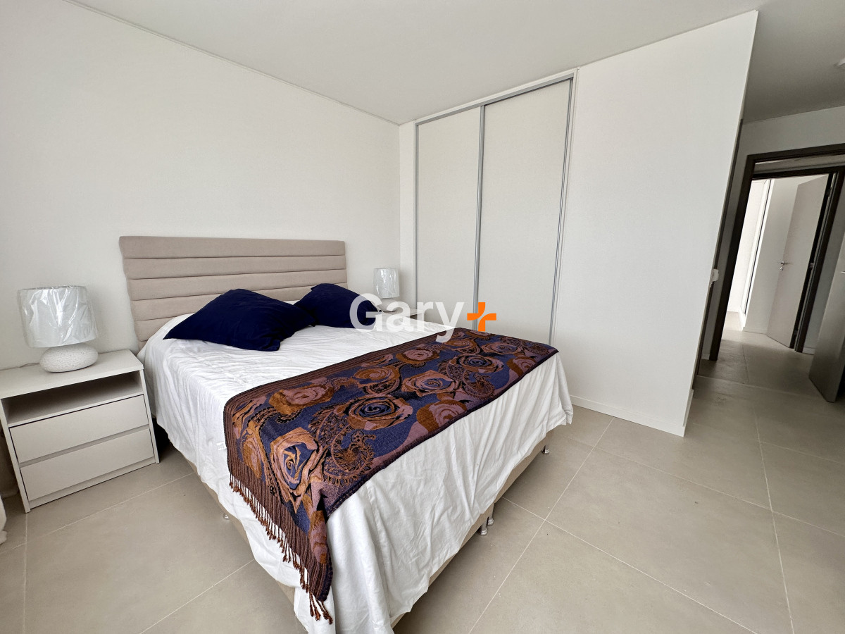 Apartamento ID.28817 - Apartamento en venta de 2 dormitorios y 2 baños, Rincón del Indio, Playa Brava,  Punta del Este.
