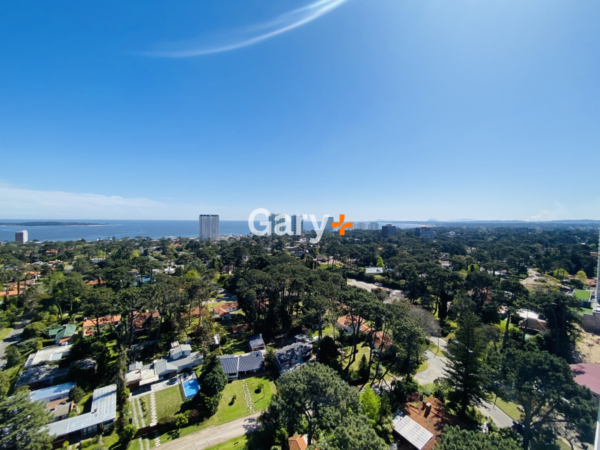 Apartamento ID.27293 - Hermoso apartamento en venta de 3 dormitorios en suite, con vistas de ensueño