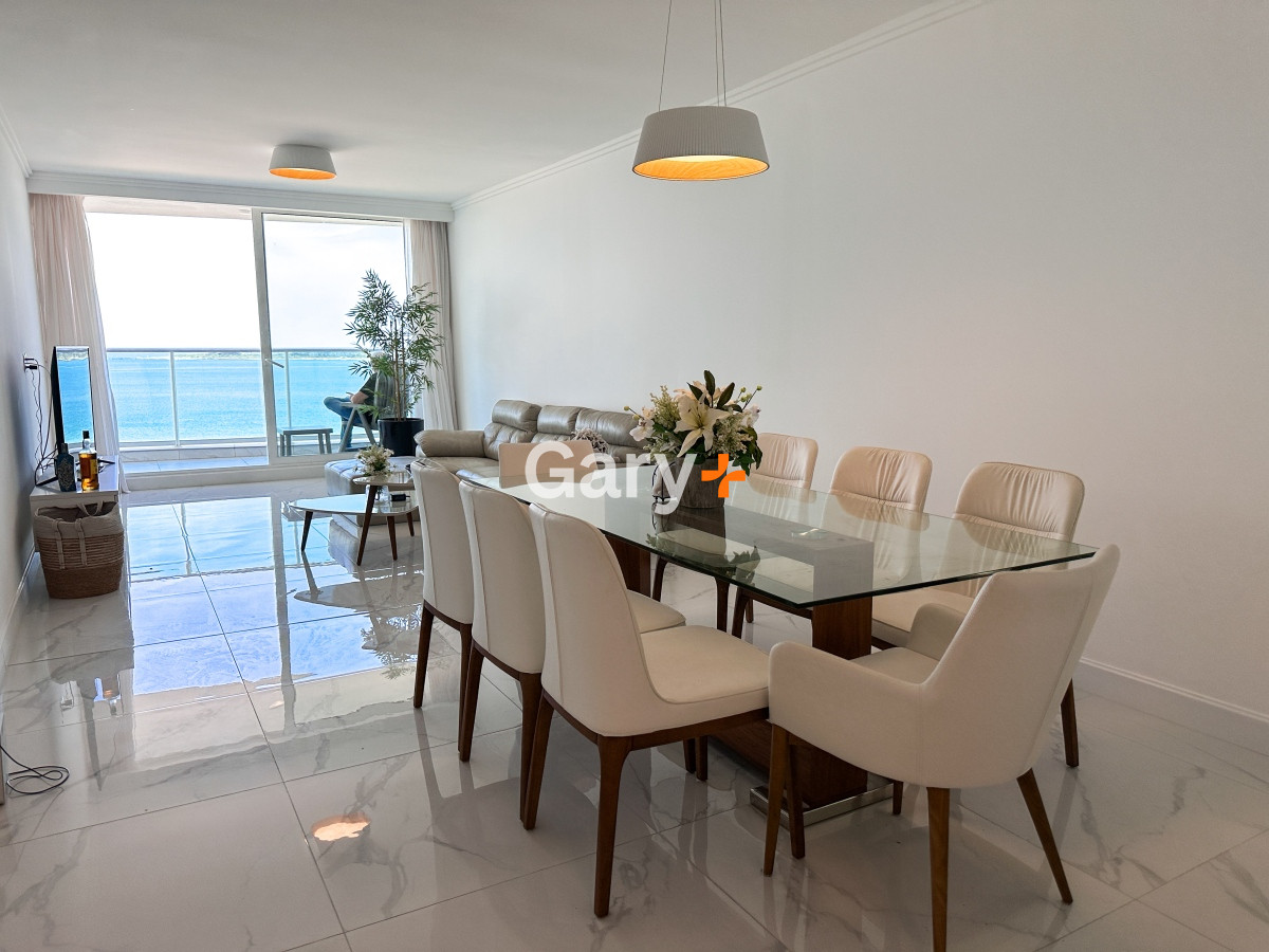 Apartamento ID.25161 - Apartamento de 3 dormitorios en venta en Punta del Este