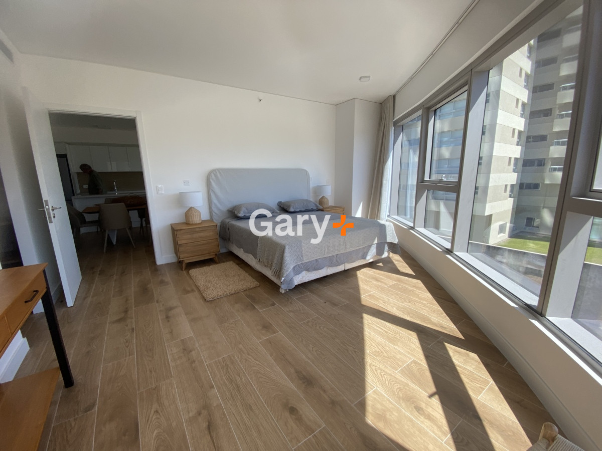 Apartamento ID.27358 - Apartamento de 2 dormitorios en venta, Punta del Este