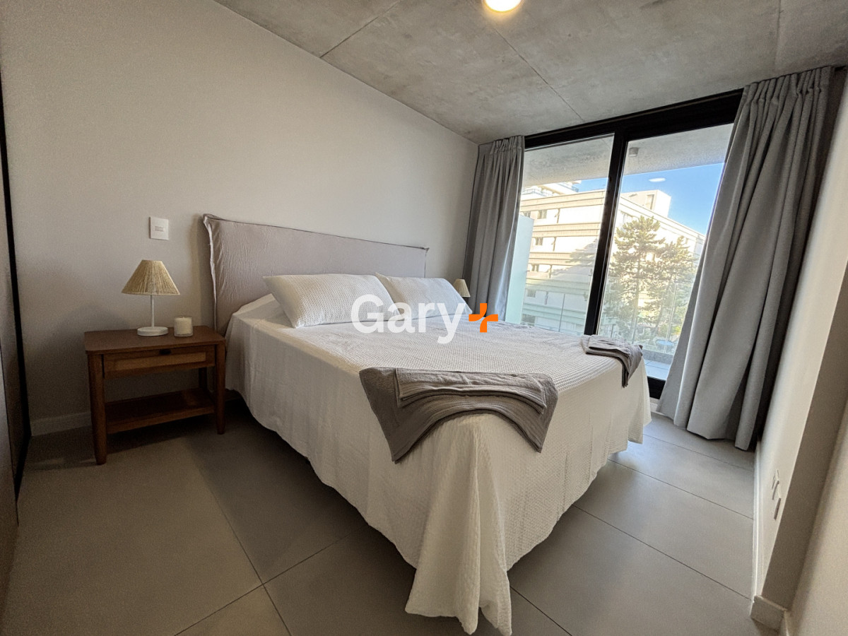 Apartamento ID.26189 - Apartamento de 2 dormitorios en alquiler, Playa Brava Punta del Este