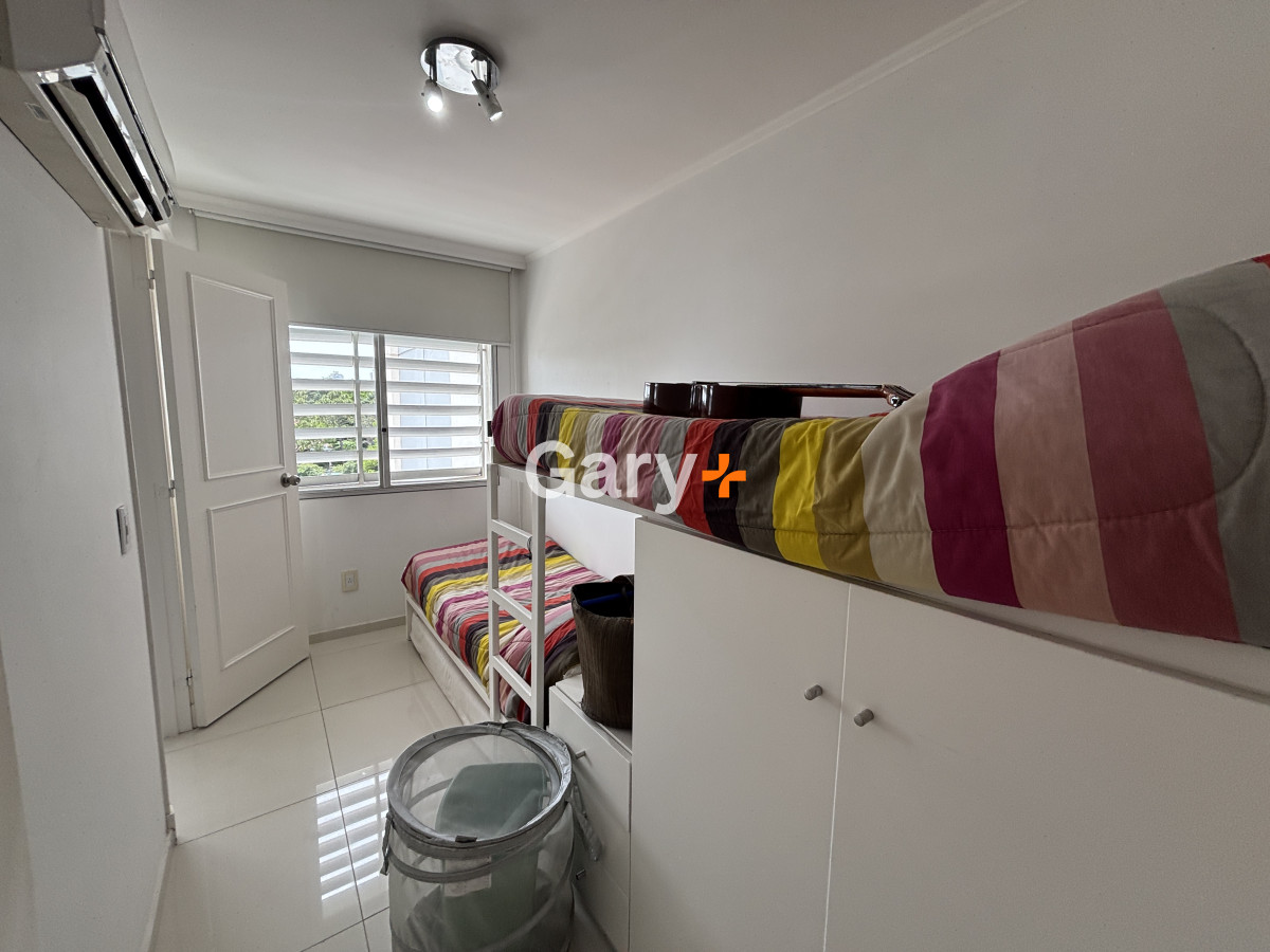 Apartamento ID.11196 - Apartamento de 2 dorm. - frente a playa mansa punta del este 