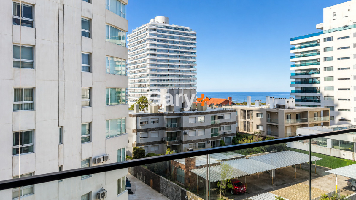 Apartamento ID.26196 - Apartamento de 2 dormitorios en alquiler temporal, Playa Brava Punta del Este
