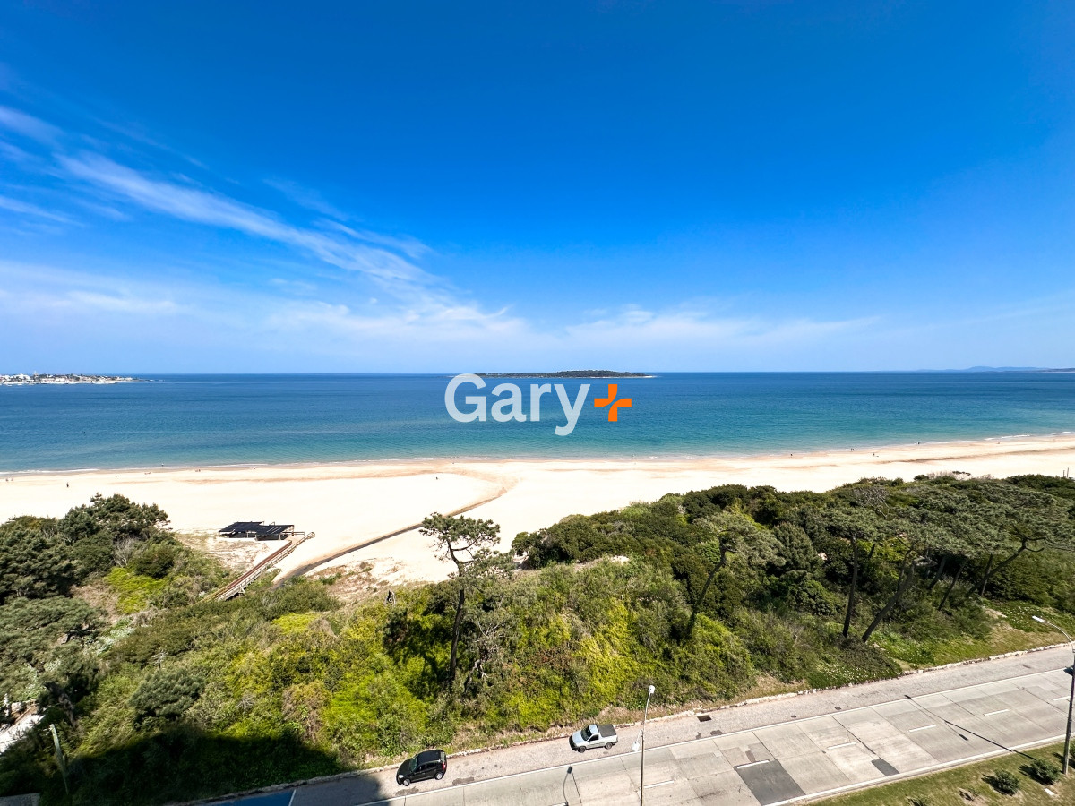 Apartamento ID.25161 - Apartamento de 3 dormitorios en venta en Punta del Este
