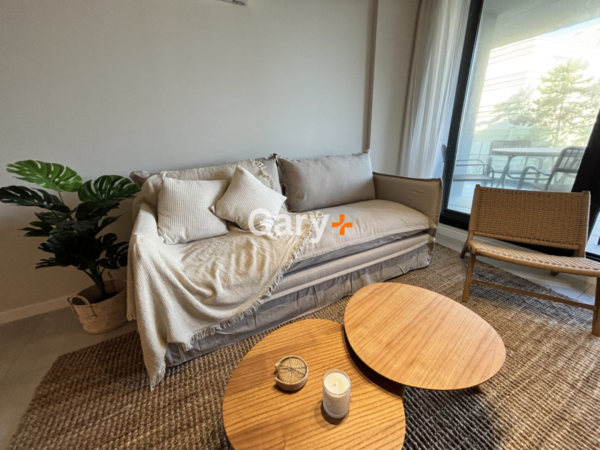 Apartamento ID.26189 - Apartamento de 2 dormitorios en alquiler, Playa Brava Punta del Este