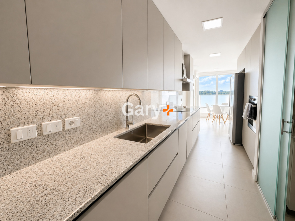 Apartamento ID.28402 - Apartamento 4 dormitorios en venta Playa Brava Punta del Este