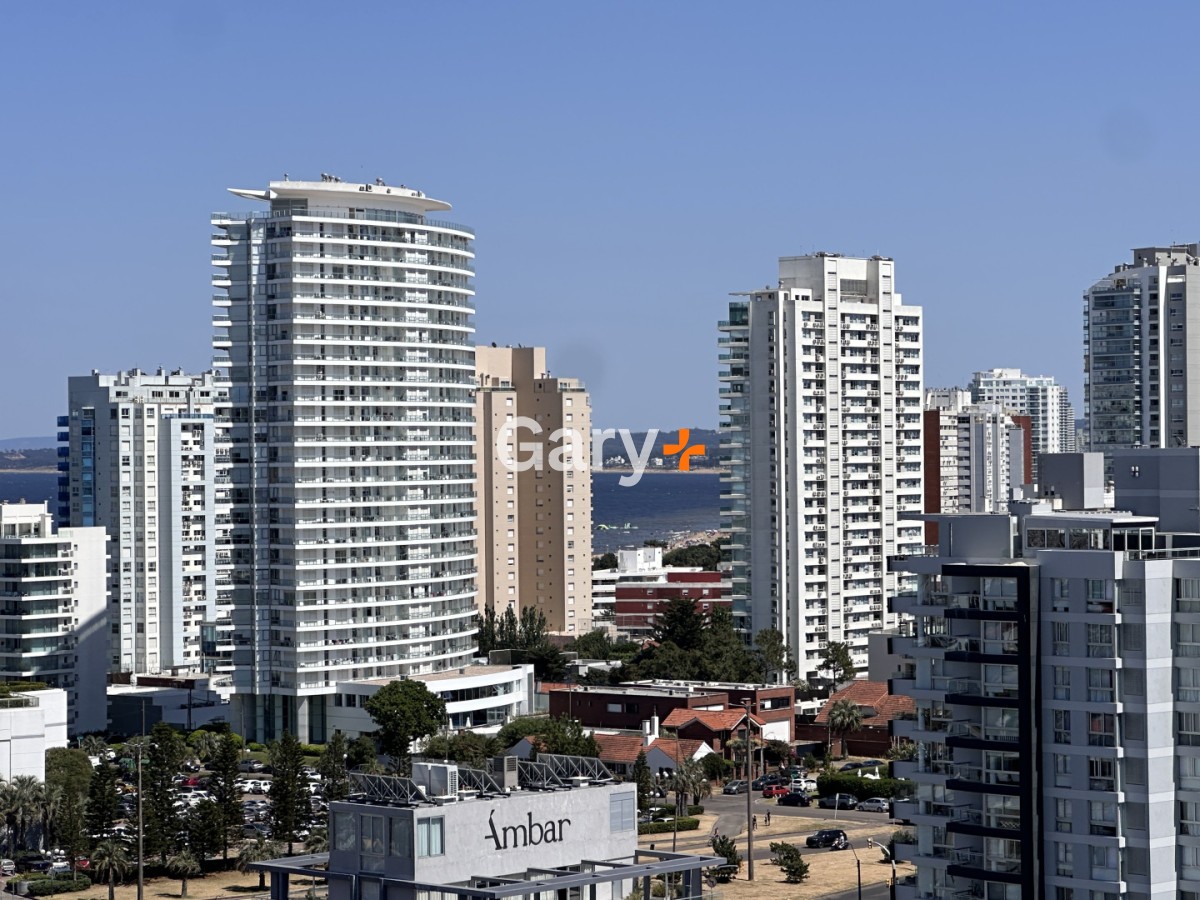 Apartamento ID.28637 - Apartamento en venta de 2 dormitorios Punta del Este