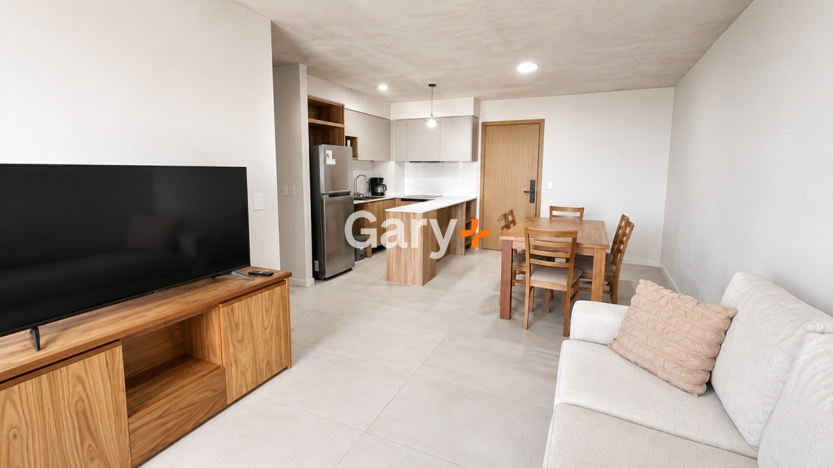 Apartamento ID.26196 - Apartamento de 2 dormitorios en alquiler temporal, Playa Brava Punta del Este