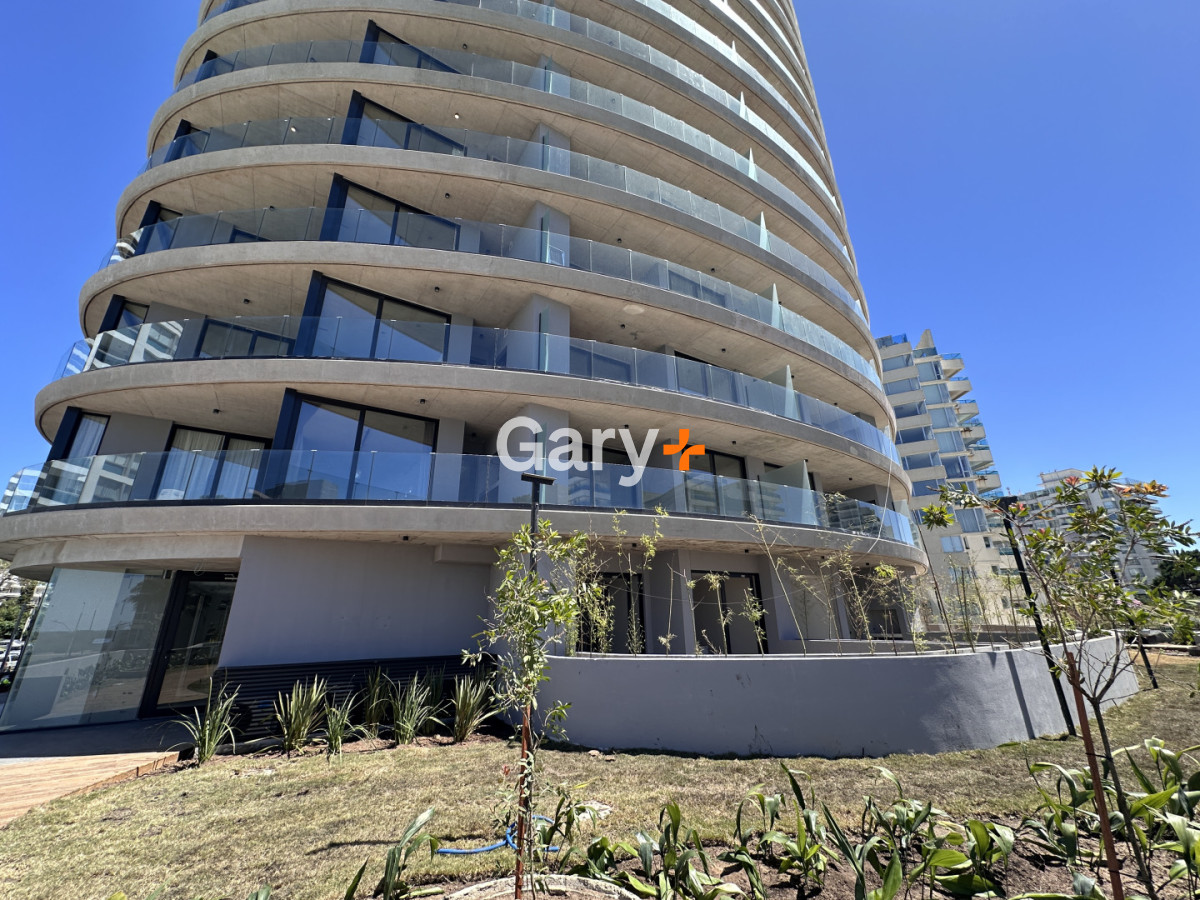 Apartamento ID.26174 - Apartamento de 2 dormitorios en venta, Playa Brava, Punta del Este