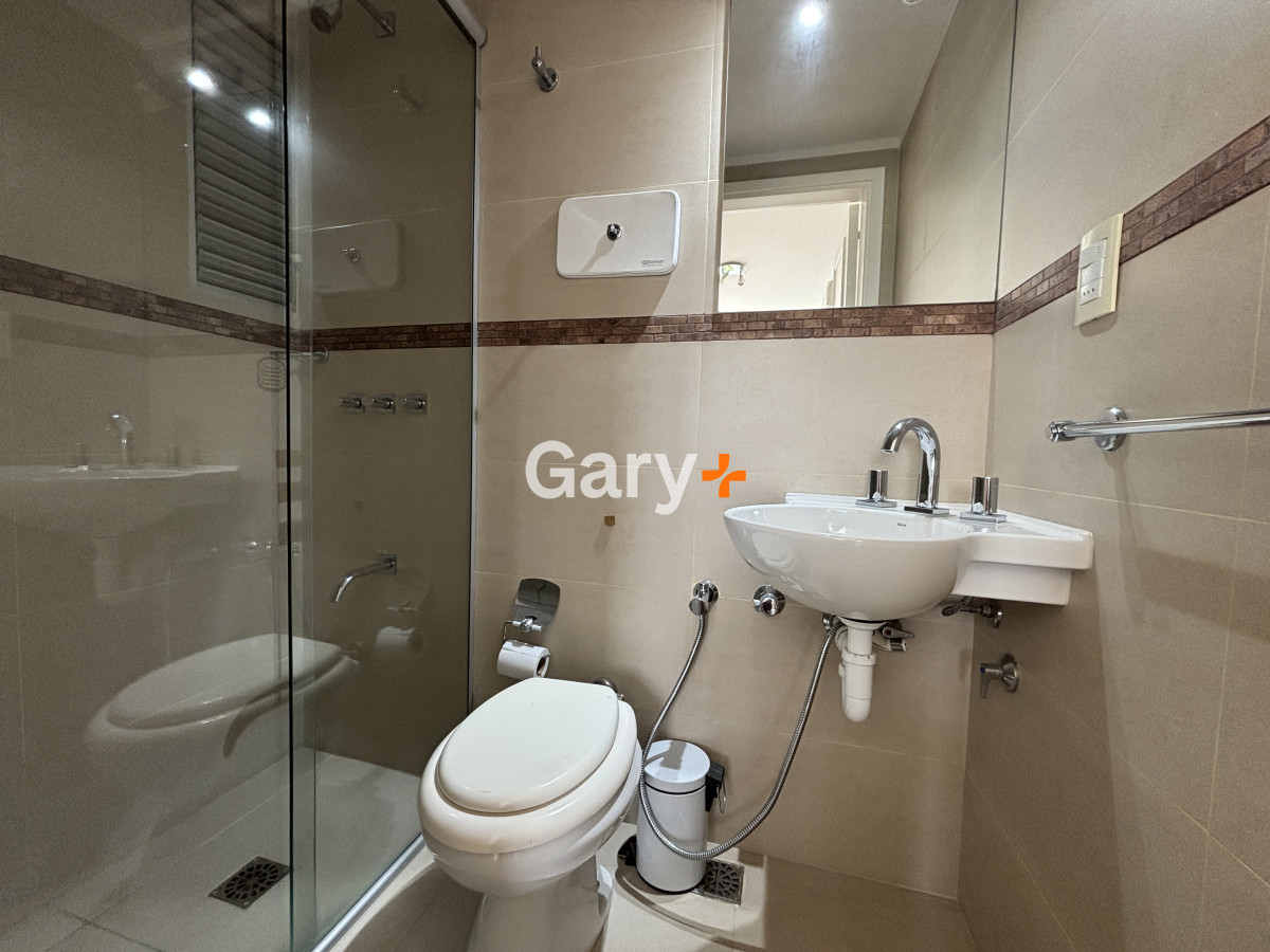 Apartamento ID.11196 - Apartamento de 2 dorm. - frente a playa mansa punta del este 