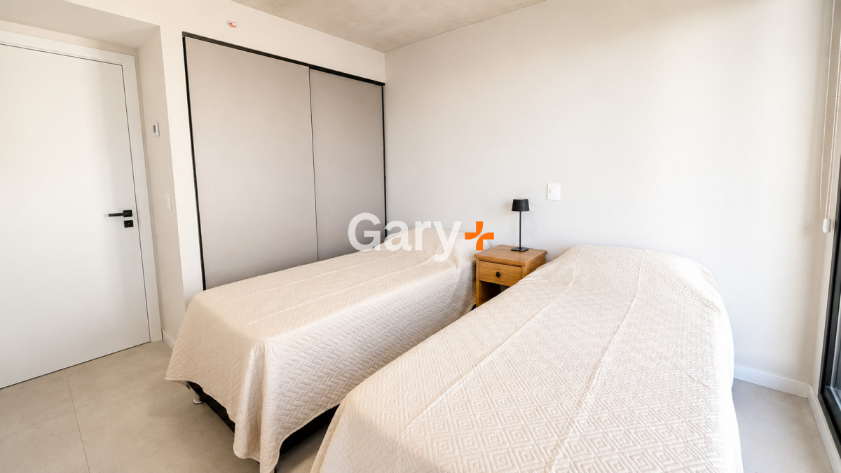 Apartamento ID.26196 - Apartamento de 2 dormitorios en alquiler temporal, Playa Brava Punta del Este