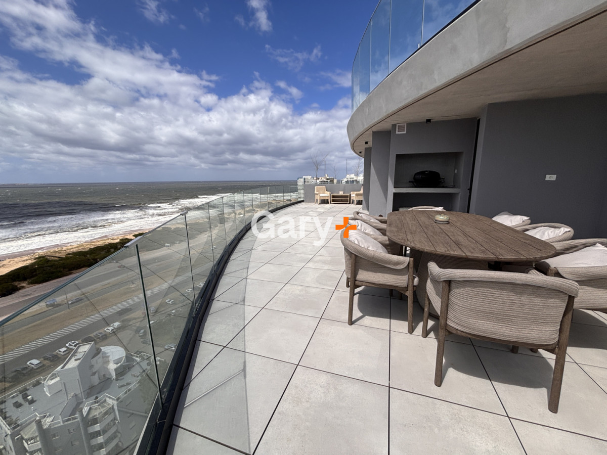 Apartamento ID.27050 - Penthouse de 3 dormitorios en venta, Punta del Este