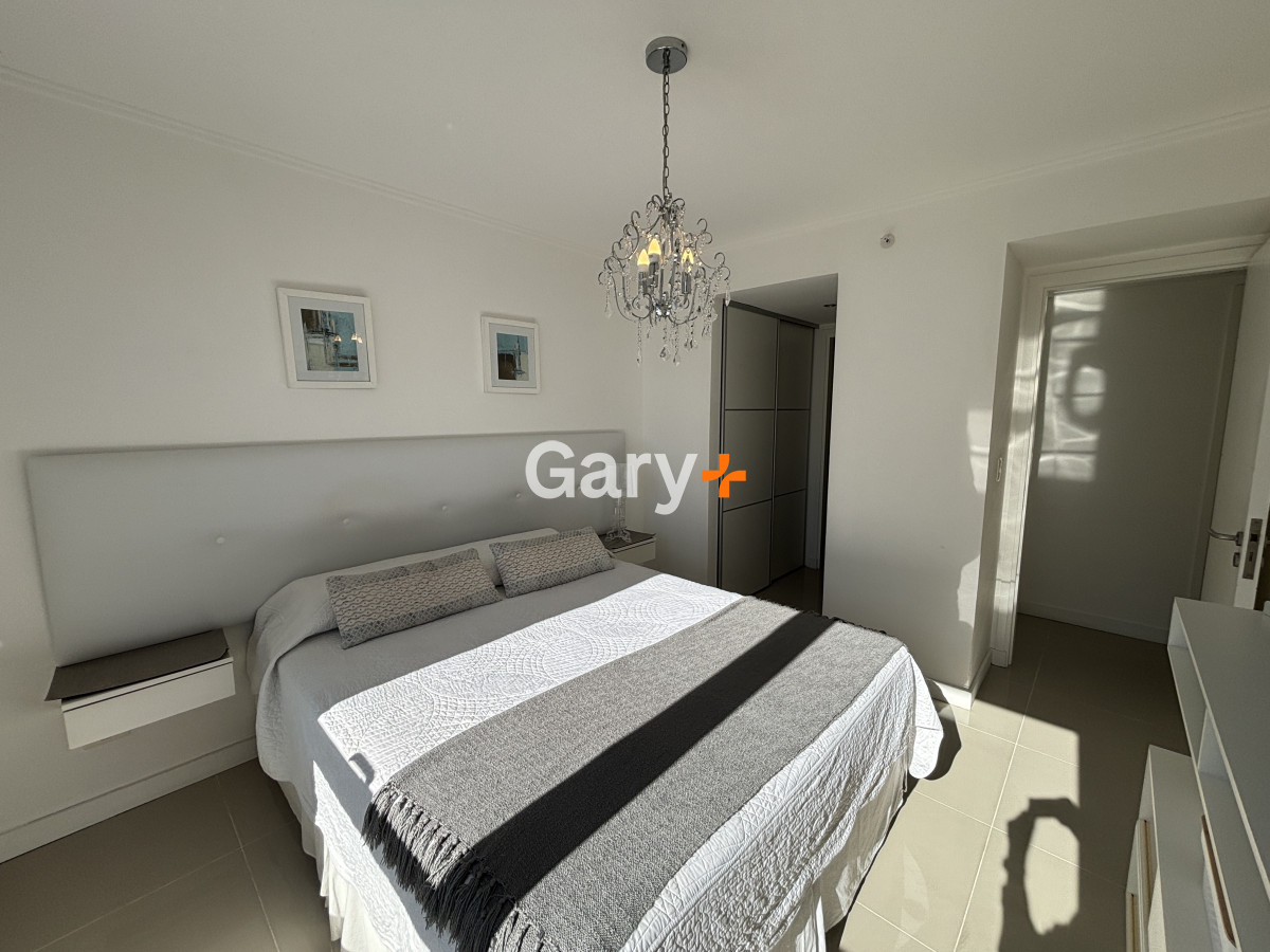 Apartamento ID.296 - Apartamento piso alto  Playa Brava 2 dormitorios  punta del este