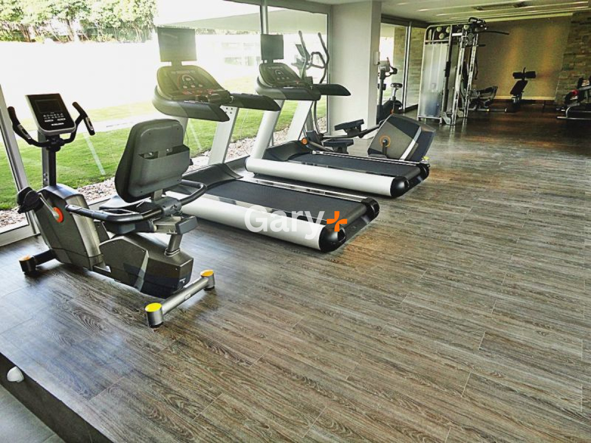 Apartamento ID.1147 - Apartamento en venta Playa Mansa 3 dormitorios