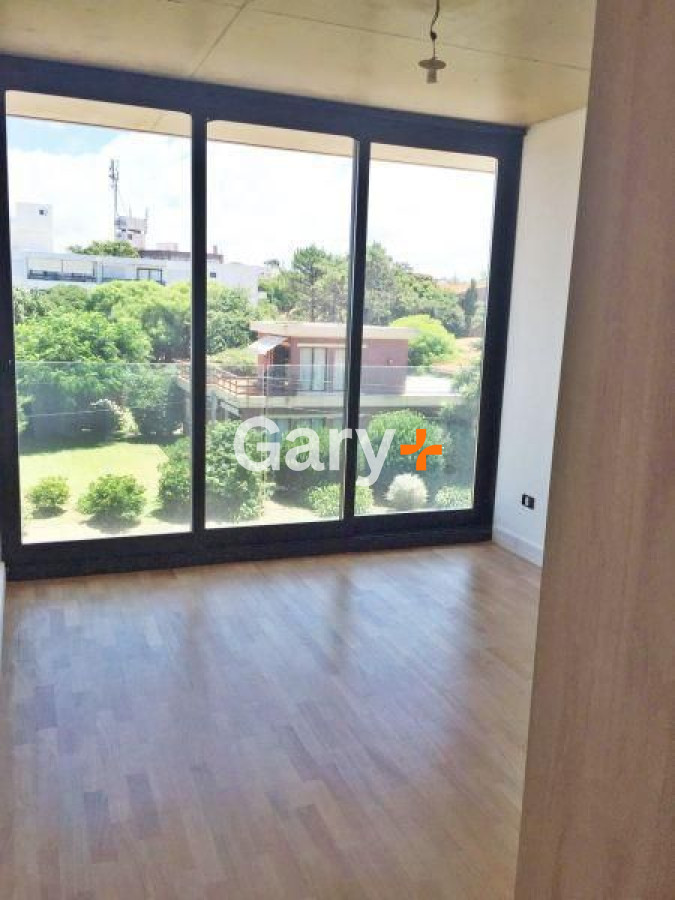 Apartamento ID.1637 - Apartamento en venta Playa Mansa 2 dormitorios
