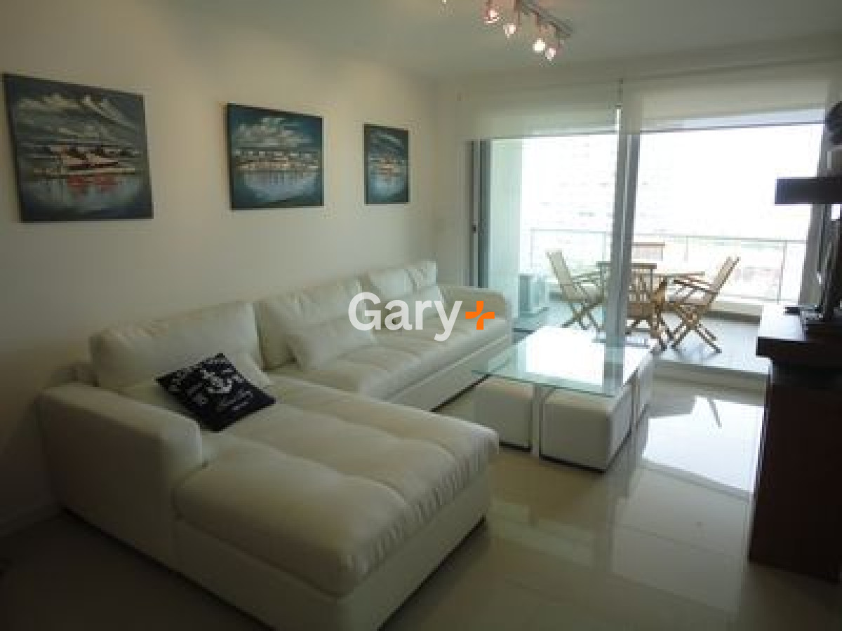 Apartamento ID.3600 - Apartamento en venta y alquiler temporario  3 dormitorios en Playa Brava, Punta del Este