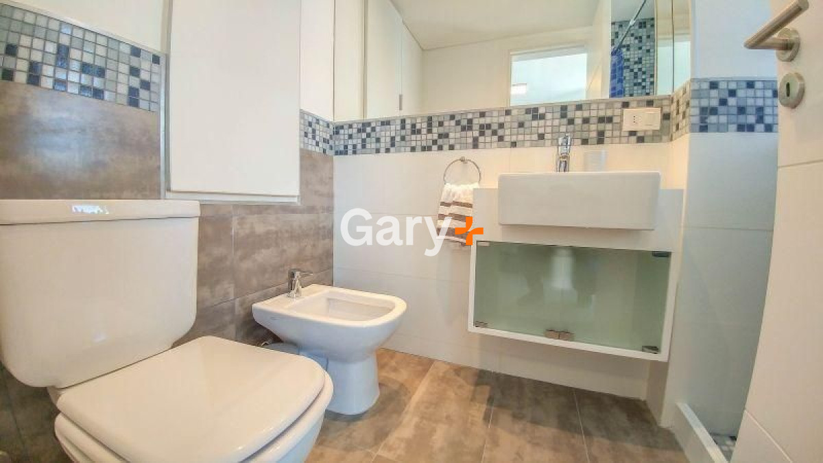 Apartamento ID.3941 - Apartamento en venta Playa Brava 2 dormitorios con vista al mar!