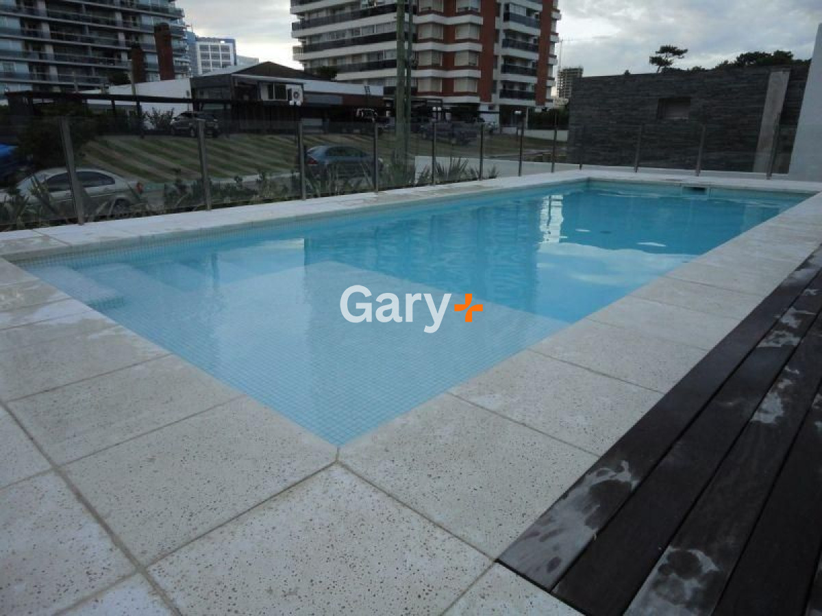 Apartamento ID.3941 - Apartamento en venta Playa Brava 2 dormitorios con vista al mar!