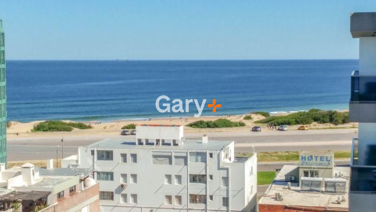 Apartamento ID.3941 - Apartamento en venta Playa Brava 2 dormitorios con vista al mar!