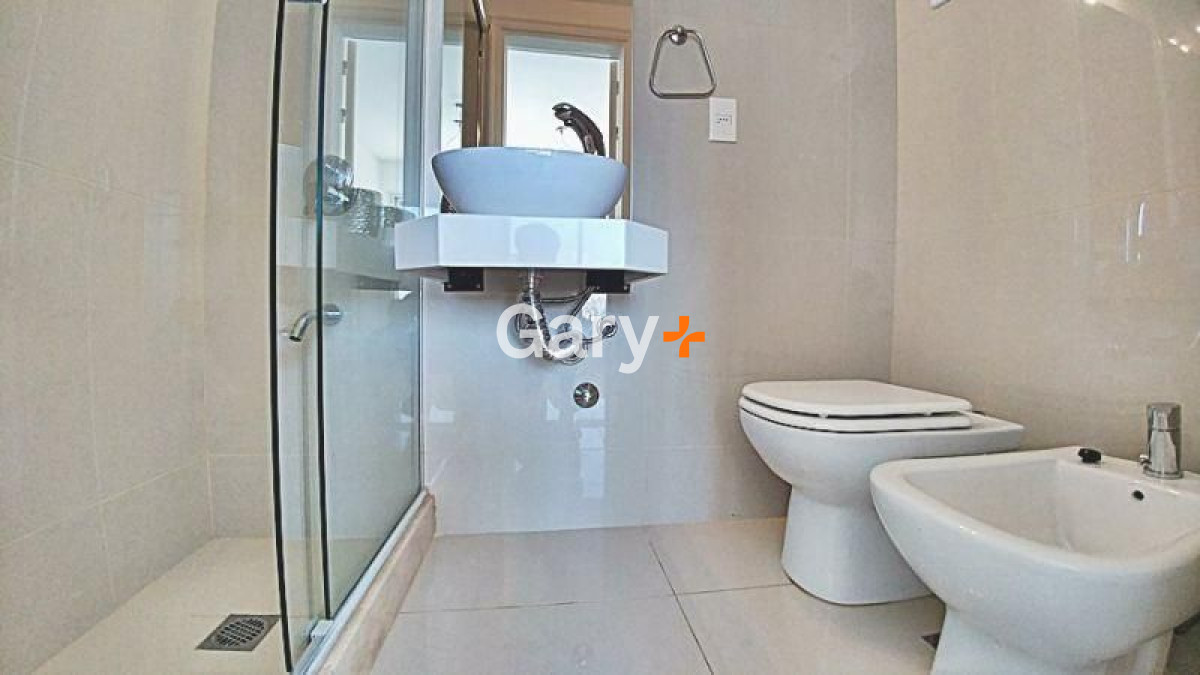Apartamento ID.4482 - Apartamento en venta y alquiler temporario Punta Del Este 3 dormitorios
