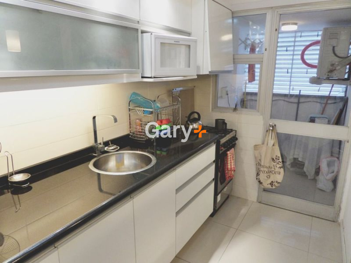 Apartamento ID.708 - Apartamento en venta Playa Mansa frente al mar  2 dormitorios