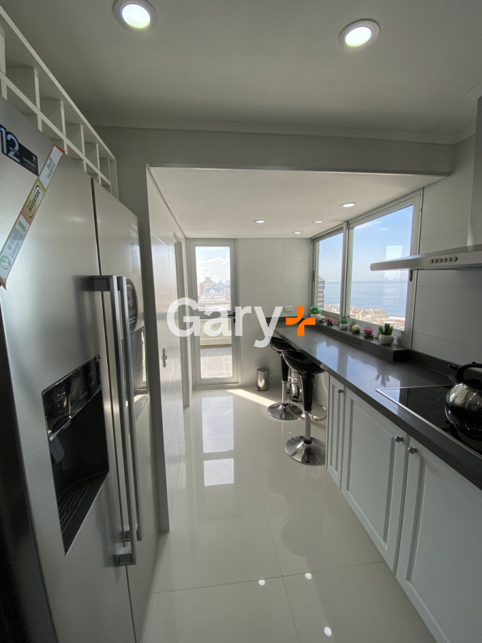 Apartamento ID.555 - Espectacular Penthouse en Alquiler y venta Fte al puerto