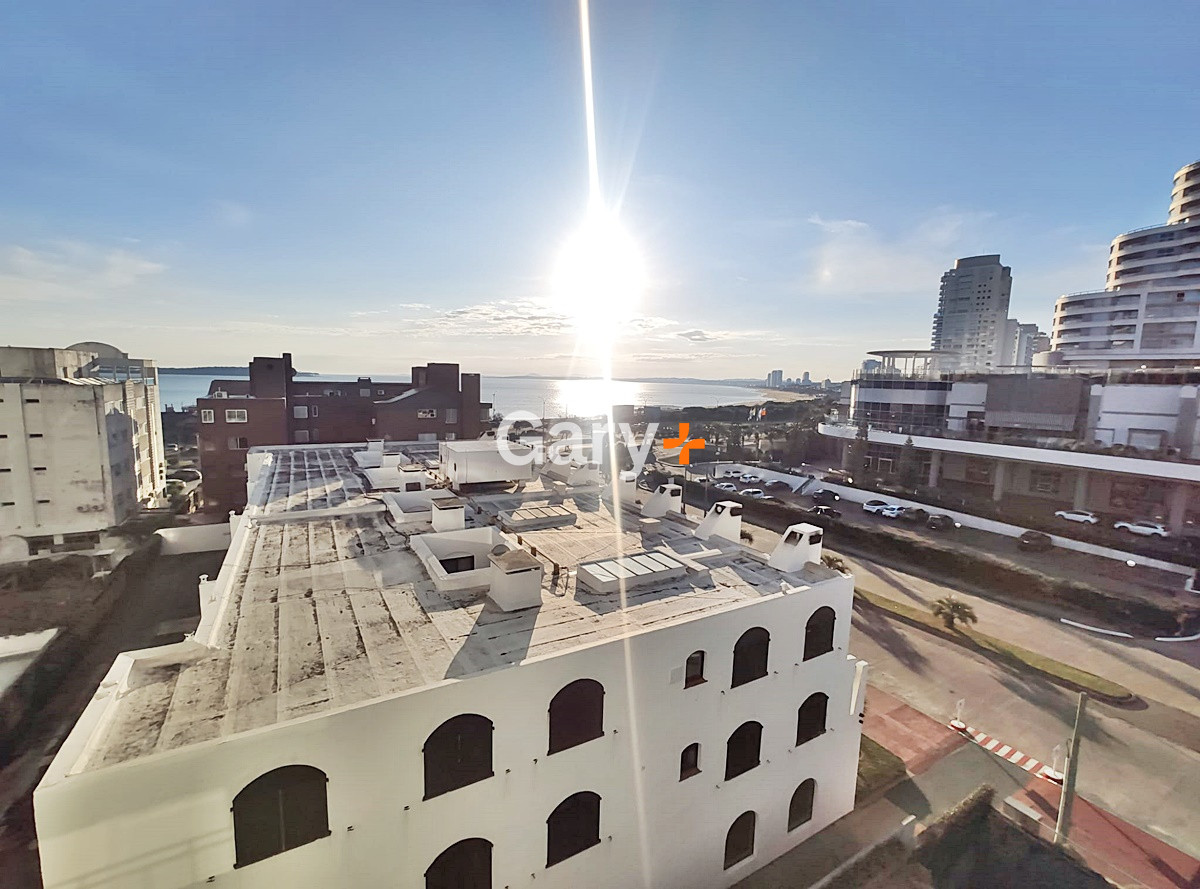 Apartamento ID.16223 - Excelente planta esquinera con vista a Mansa, edificio moderno