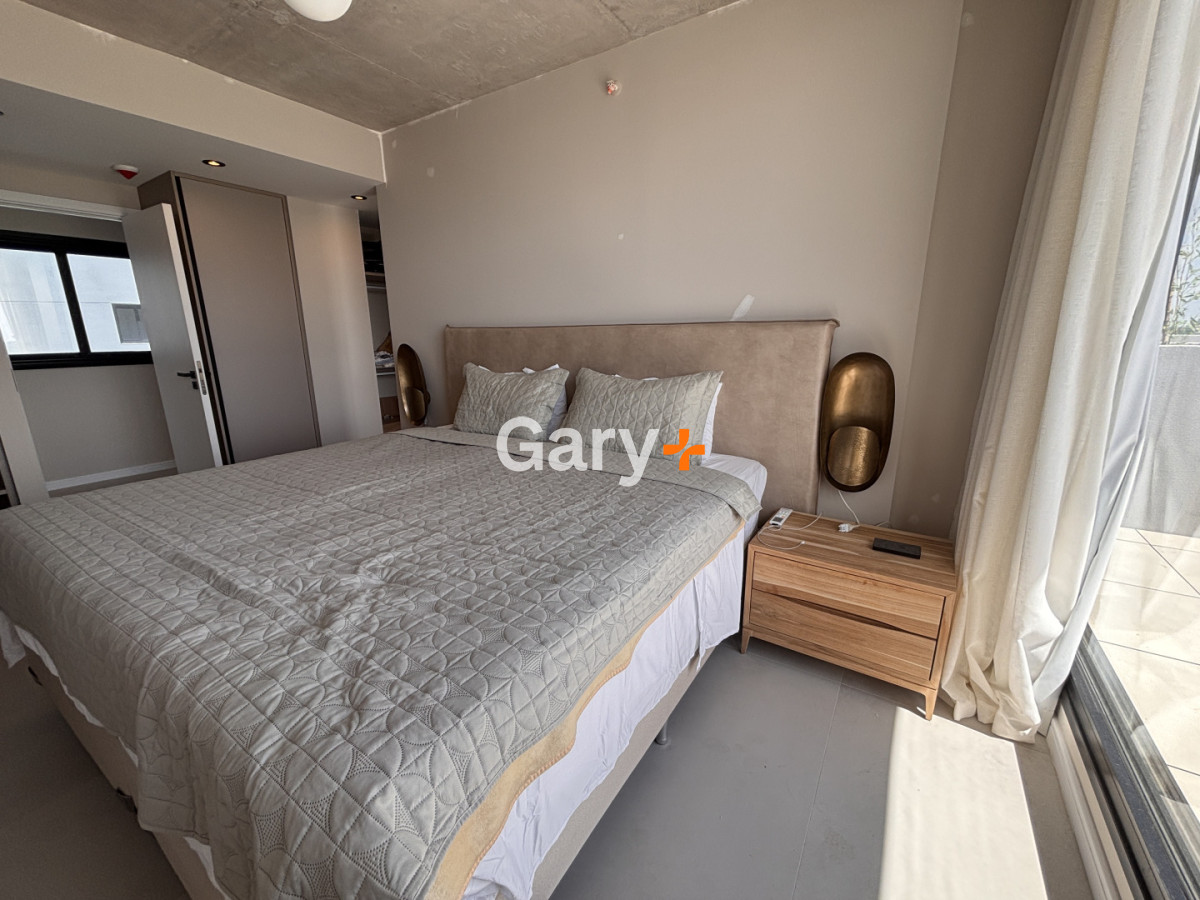 Apartamento ID.27050 - Penthouse de 3 dormitorios en venta, Punta del Este