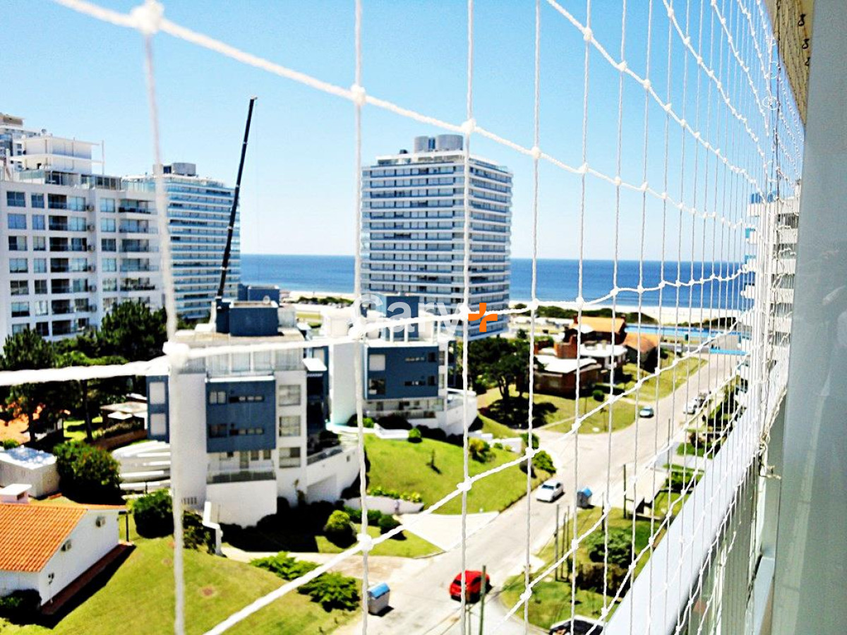 Apartamento ID.15866 - Apartamento en venta de 2 dormitorios en playa brava Punta del Este