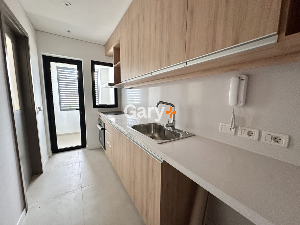 Apartamento ID.28817 - Apartamento en venta de 2 dormitorios y 2 baños, Rincón del Indio, Playa Brava,  Punta del Este.