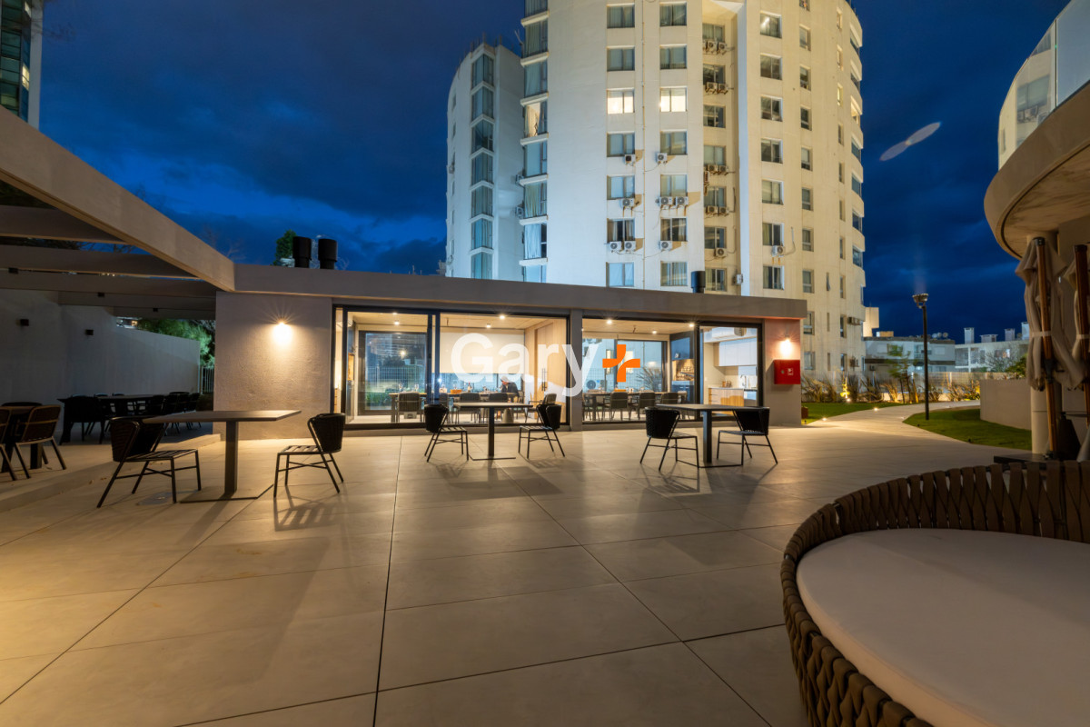 Apartamento ID.26174 - Apartamento de 2 dormitorios en venta, Playa Brava, Punta del Este